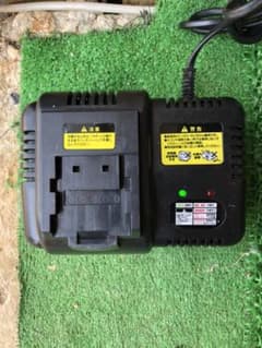 （株）高儀　インパクト　ドリル　18V用　共通充電器のサムネイル