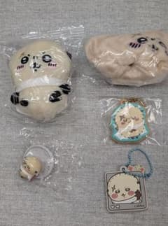 ちいかわ ラッコ グッズ 4点セットのサムネイル
