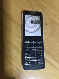 L-04B ホワイト docomo ストレート携帯 ガラケー 電池パック2個付きのサムネイル