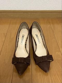 DIANA リボンパンプス ブラウン 22.5cmのサムネイル
