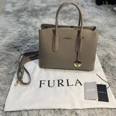27日まで❗FURLA フルラ ハンドバッグのサムネイル