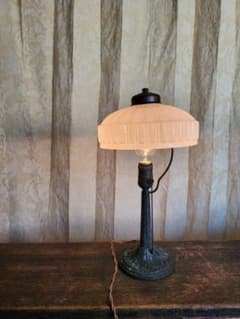 古い 電気スタンド 鉄脚 電笠付き - メルカリ