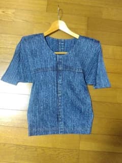 PLEATS PLEASE デニム柄 半袖トップスのサムネイル