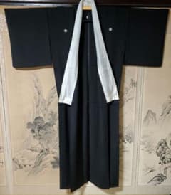⑨絽の着物 喪服 丸に五三桐【クリーニング済み】 - メルカリ