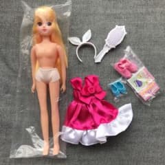 リカちゃん人形　本体　ドレス　靴　小物セットのサムネイル