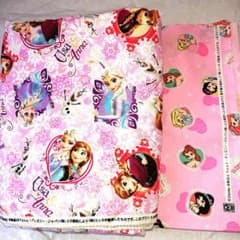 Elsa&Annaキルト生地50㎝+おまけのサムネイル
