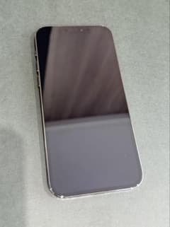 【超美品】iPhone 12 Pro 512GB本体 + ガラスフィルムのサムネイル