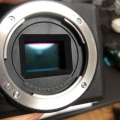 新品同様 ソニー Ilce-6300 α6300 ボディのみ 4Kビデオ対応のサムネイル