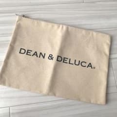 新品　DEAN&DELUKA クラッチバッグ　ポーチのサムネイル
