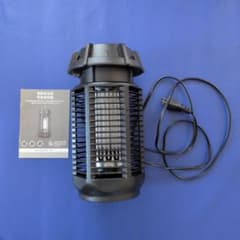 電撃殺虫器　電気蚊取り器のサムネイル