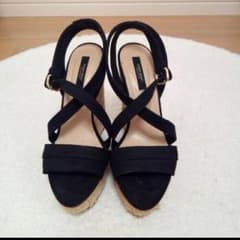 ZARA サンダルのサムネイル