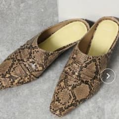 JEANASIS ジーナシス ギャザースクエアミュール  パンプス パイソンのサムネイル