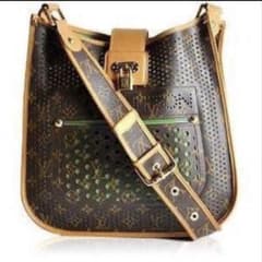 Louis Vuitton パーフォレーションショルダーバッグのサムネイル