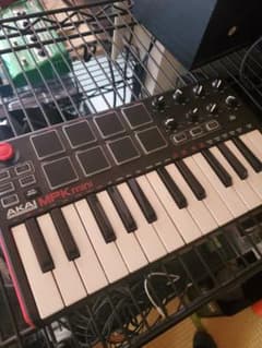 AKAI MPK mini mk2 midi コントローラーのサムネイル