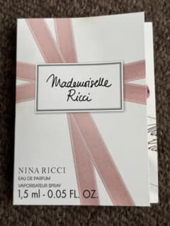 Nina Ricci Mademoiselle Ricci 1.5mlのサムネイル