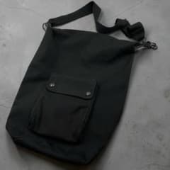 PORTER × BEAMS 別注HARD WEARナイロンショルダーバッグ　黒 PORTER × BEAMS 別注HARD WEARナイロンショルダーバッグ 黒 - メルカリ