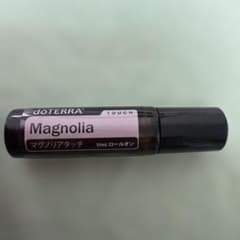 ドテラ doTERRA マグノリアタッチ 10mL ロールオン 残量8割以上 - メルカリ
