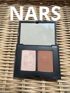 NARS 파우더 아이섀도우 팔레트 2색