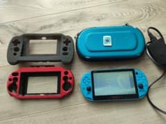 ★美品★PS Vita Wi-Fiモデル PCH-2000 オマケ付きのサムネイル
