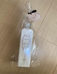 土日限定値下げ♡ジルスチュアート ボディミルク ホワイトフローラル  250mlのサムネイル