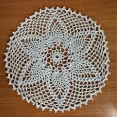 手編み ドイリー ライトブルー　21cmのサムネイル
