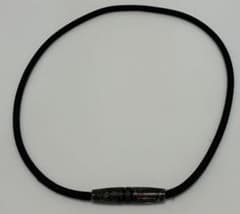 Phiten UPG RAKUWAネック カーボン調 50cm ファイテン - メルカリ