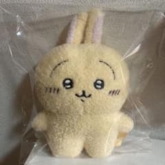 ちいかわ　うさぎ　すくっと立つぬいぐるみのサムネイル