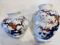 【美品】深川製磁 花瓶 一対 大小2点セット 有田焼 染錦 金彩 富士印 美品】深川製磁 花瓶 一対 大小2点セット 有田焼 染錦 金彩 富士印