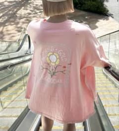 美品　alley by w closet オーバーサイズ七分袖Tシャツのサムネイル
