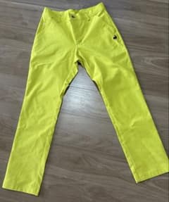 お値下げle coq sportif レディース ゴルフパンツ イエロー　11号のサムネイル