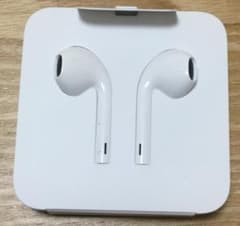 iPhone 純正イヤホン Appleのサムネイル