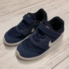 kikiD様専用《NIKE》キッズ　スニーカーのサムネイル