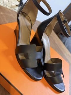 HERMESエルメス サンダル　レジェンドのサムネイル