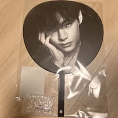 新品未開封 BTS V ARIRANG Image Picket うちわ日本限定 - メルカリ
