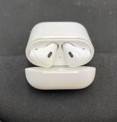 Apple AirPods 本体 MV7N2J/A 第2世代のサムネイル