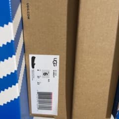 Ugg ansley ブラック　モカシンのサムネイル
