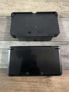 ニンテンドー3DS クリアブラック　ジャンク品のサムネイル