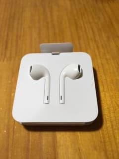 iPhone 純正イヤホン アップルのサムネイル