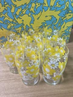 昭和レトロ　花柄グラス8個セット　東洋ガラス　タンブラーのサムネイル