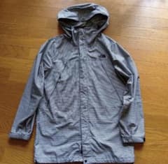 THE NORTH FACE アウター ウィンドブレーカー 黒チェックのサムネイル