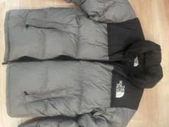THE NORTH FACE ダウンジャケット グレー/ブラックのサムネイル