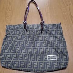 フェンディ 手提げ トートバッグのサムネイル