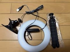 LEDリングライト 6.3インチ クリップ 三脚付 USB 5色調光 動作確認済のサムネイル