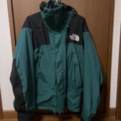 THE NORTH FACE  マウンテンパーカー　グリーンのサムネイル