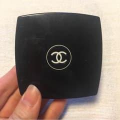 シャネルプードゥルユニヴェルセルコンパクト10ランピッドのサムネイル