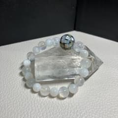 ブルームーンストーン&クラック水晶&シェルのブレスレットのサムネイル