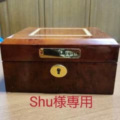 ロイヤルハウゼン  腕時計ケースのサムネイル