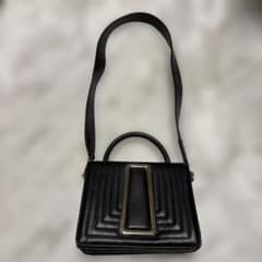 ZARA ブラック ショルダーバッグ