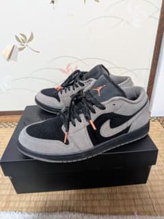 AIR JORDAN 1 LOW BLACK/OLIVE 美品のサムネイル