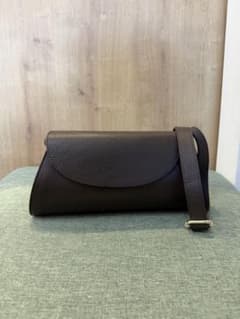 AULENTTI ショルダーバッグ（BABYLONE購入）のサムネイル